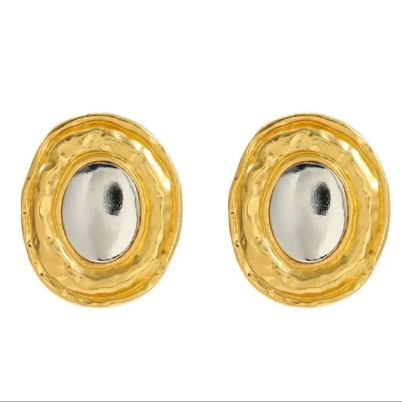 Vintage Gold Button Oval Earrings - Picture 7 of 17